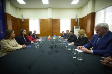 Combating Russian Hybrid Threats and Strengthening Bilateral Relations: Volodymyr Zelenskyy Met with Maia Sandu
