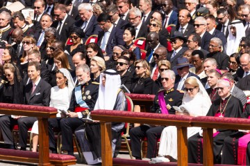President of Ukraine and First Lady Attend Inauguration Mass of Pope Leo XIV