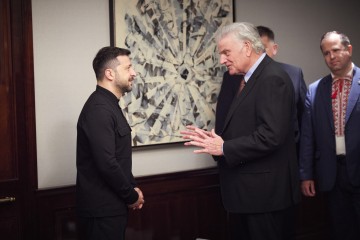 Volodymyr Zelenskyy Meets with American Pastor Franklin Graham