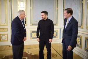 Президент Володимир Зеленський провів зустріч із сенаторами США Ліндсі Гремом і Річардом Блюменталем, які представляють Республіканську та Демократичну партії, 30 травня 2025 року.