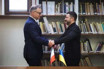 Розвиток двосторонніх відносин і продовження підтримки України: відбулася зустріч Володимира Зеленського та Анджея Дуди