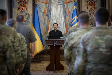 Volodymyr Zelenskyy Thanks SSU Warriors for Operation “Spiderweb” and Presents Them With State Awards