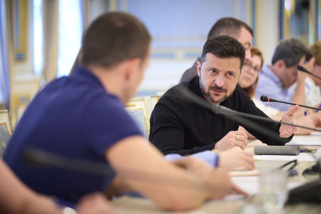Президент Володимир Зеленський розповів представникам ЗМІ про кроки України в перемовинах заради припинення вогню й тривалого миру та результати зустрічей у Туреччині, 4 червня 2025 року.