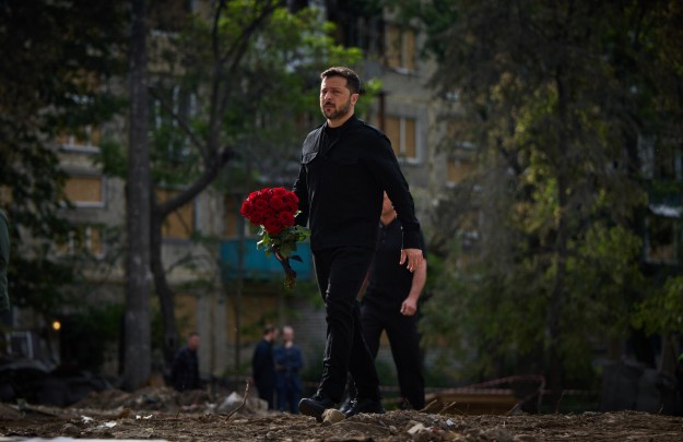 President Honors the Memory of Those Killed in the Russian Attack on Kyiv