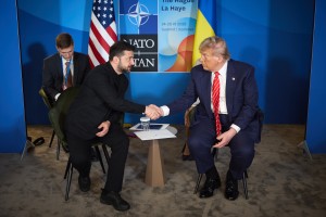 На полях саміту НАТО в Гаазі Президент України Володимир Зеленський провів зустріч із Президентом США Дональдом Трампом, 25 червня 2025 року.