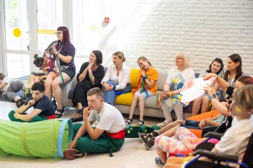 Olena Zelenska Visits Inclusive Summer “Cosmocamp,” Held for the First Time With Support From Her Foundation