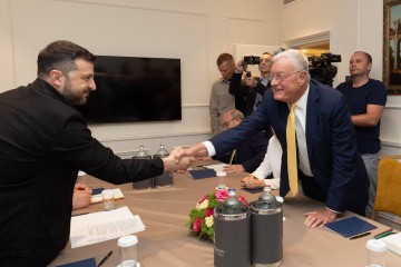 Volodymyr Zelenskyy and Keith Kellogg Discuss U.S. Weapons Supplies to Ukraine and Sanctions Against the Russian Federation  
