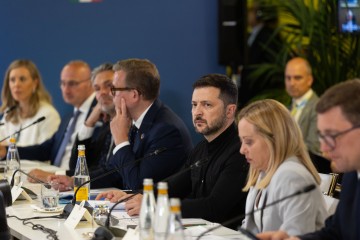 Coalition of the Willing Discusses Further Support for Ukraine, Security Guarantees, and Increased Pressure on Russia