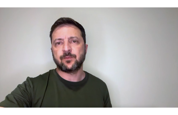 Зараз такий момент, коли треба натиснути на Росію так, щоб уже наступного року війни не було – звернення Президента