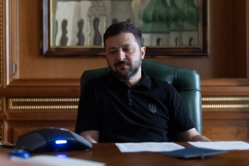 Volodymyr Zelenskyy and Emmanuel Macron Discuss Air Defense Reinforcement and Drone Production Funding