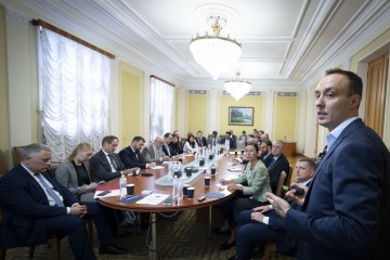 Presidential Office Hosts Briefing for EU Diplomats on Sanctions Policy Against Russia