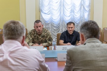 Defense Cooperation and Security Guarantees: Pavlo Palisa Met with the New and Former Defense Attachés of the British Embassy in Ukraine