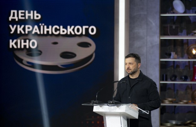 President Met with Ukrainian Film Industry Representatives and Presented Them with State Awards