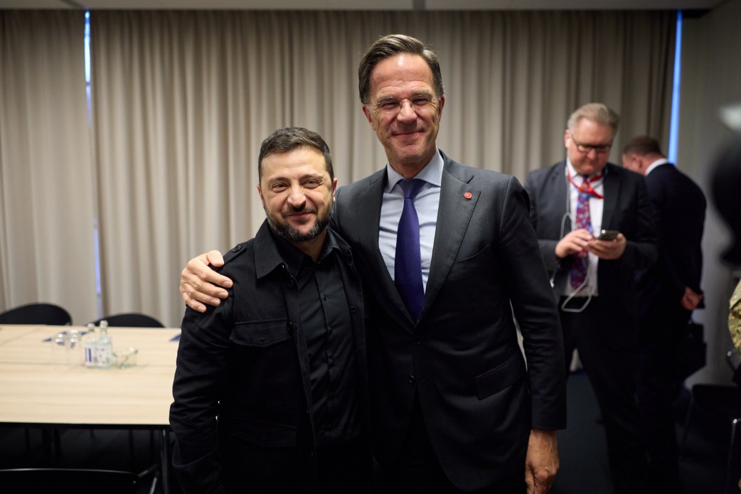 Il presidente dell'Ucraina Volodymyr Zelensky ha tenuto un incontro con il segre...