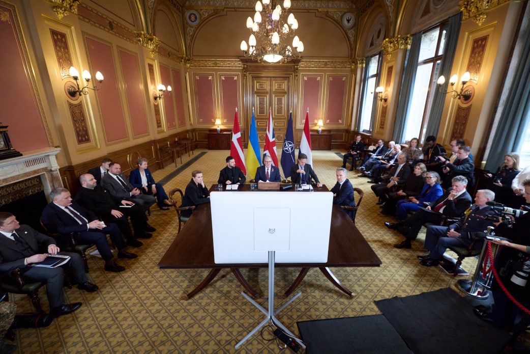 Виступ Президента України на засіданні лідерів країн Коаліції охочих Виступ Президента України на засіданні лідерів країн Коаліції охочих