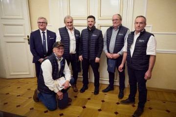 President Met with French Fishermen Who Provide Ukrainian Cities with Anti-Drone Nets