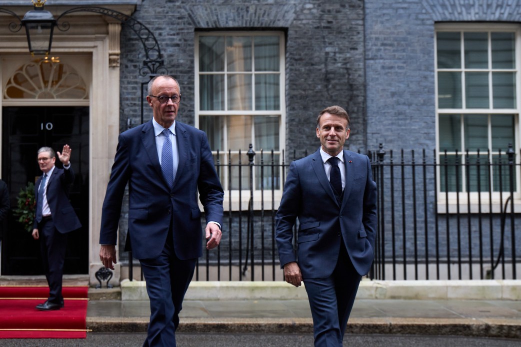 У Лондоні лідери України, Великої Британії, Франції та Німеччини обговорили дипломатичну роботу з американською стороною та подальшу оборонну підтримку України У Лондоні лідери України, Великої Британії, Франції та Німеччини обговорили дипломатичну роботу з американською стороною та подальшу оборонну підтримку України