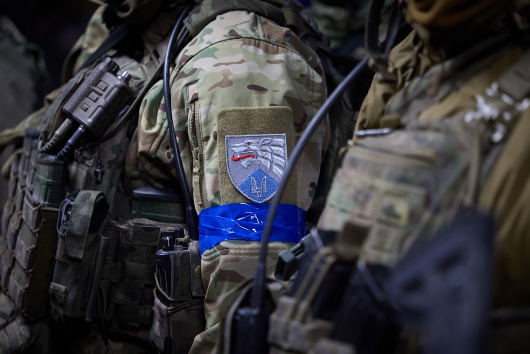 У Куп’янську Президент зустрівся з воїнами 14-ї ОМБр та привітав їх із Днем Сухопутних військ У Куп’янську Президент зустрівся з воїнами 14-ї ОМБр та привітав їх із Днем Сухопутних військ