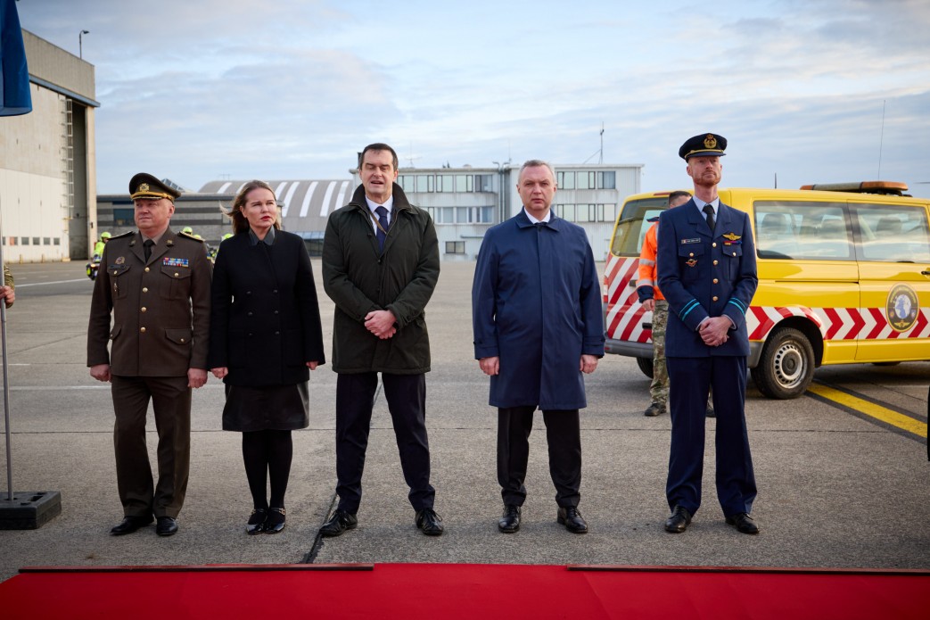 Активи Росії мають бути використані для захисту від російської агресії та відбудови того, що було зруйноване російськими атаками – звернення Президента до учасників засідання Євроради Активи Росії мають бути використані для захисту від російської агресії та відбудови того, що було зруйноване російськими атаками – звернення Президента до учасників засідання Євроради