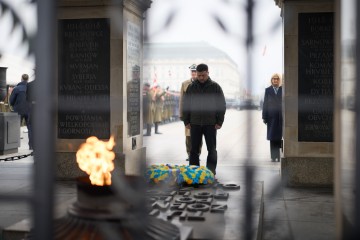 У Варшаві Президент України вшанував памʼять поляків, які віддали життя за свою країну