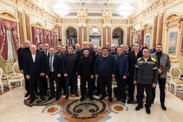 Президент відзначив державними нагородами українських енергетиків