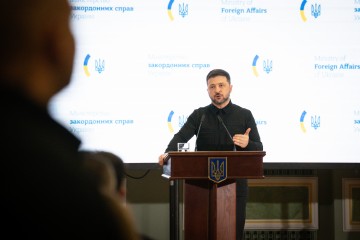 Без усієї нашої зовнішньополітичної роботи просто неможливо було б вистояти в цій війні – виступ Президента з нагоди Дня працівників дипломатичної служби