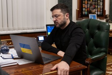 Володимир Зеленський обговорив із сенаторами Ліндсі Гремом і Річардом Блюменталем перебіг перемовин та їхній санкційний законопроєкт