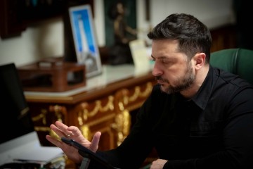 Президент обговорив із Генеральним секретарем НАТО продовження дипломатичної роботи для досягнення миру та захист від російських атак 