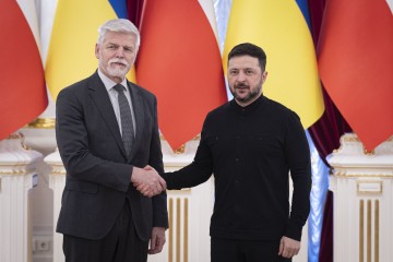 Дипломатична робота, підтримка стійкості та відновлення України: Володимир Зеленський зустрівся з Петром Павелом