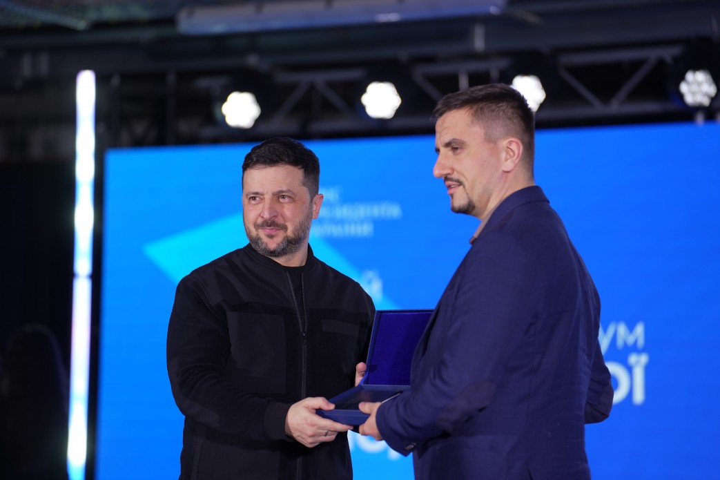 Президент зустрівся з українською молоддю Президент зустрівся з українською молоддю