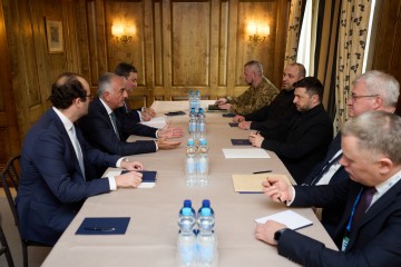 President Met with Exiled Crown Prince of Iran Reza Pahlavi