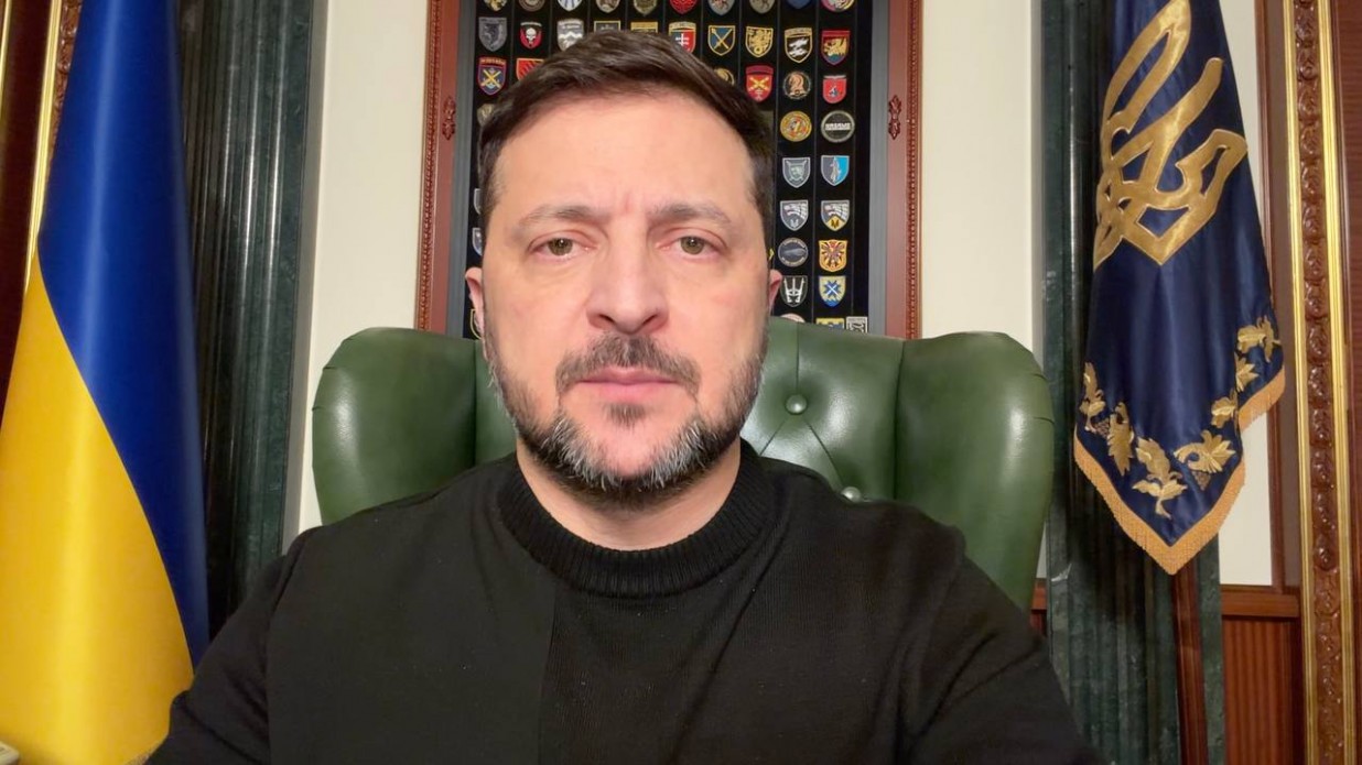 Шановні українці, українки! Передусім про масований удар, яким росіяни цей день ...