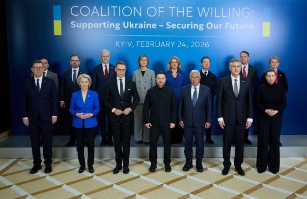 Оборонна та енергетична підтримка України, посилення санкційного тиску на Росію та продовження переговорів для повернення українців і досягнення миру – основні пріоритети в дипломатичних зусиллях Президента в лютому