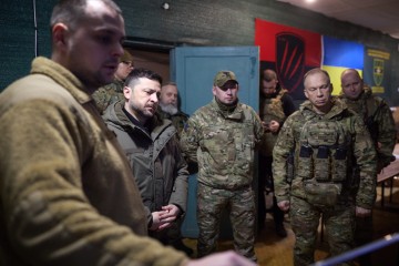 In Druzhkivka, the President Spoke with the Warriors of the 28th Separate Mechanized Brigade, Named After the Knights of the Winter Campaign