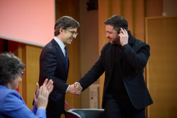 Євросоюз для України – це великий геополітичний вибір нації: не бути з Росією, бути з Європою – Президент під час зустрічі зі студентами Sciences Po та інших французьких університетів