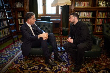 Володимир Зеленський обговорив із Марком Рютте посилення української ППО та розширення програми PURL