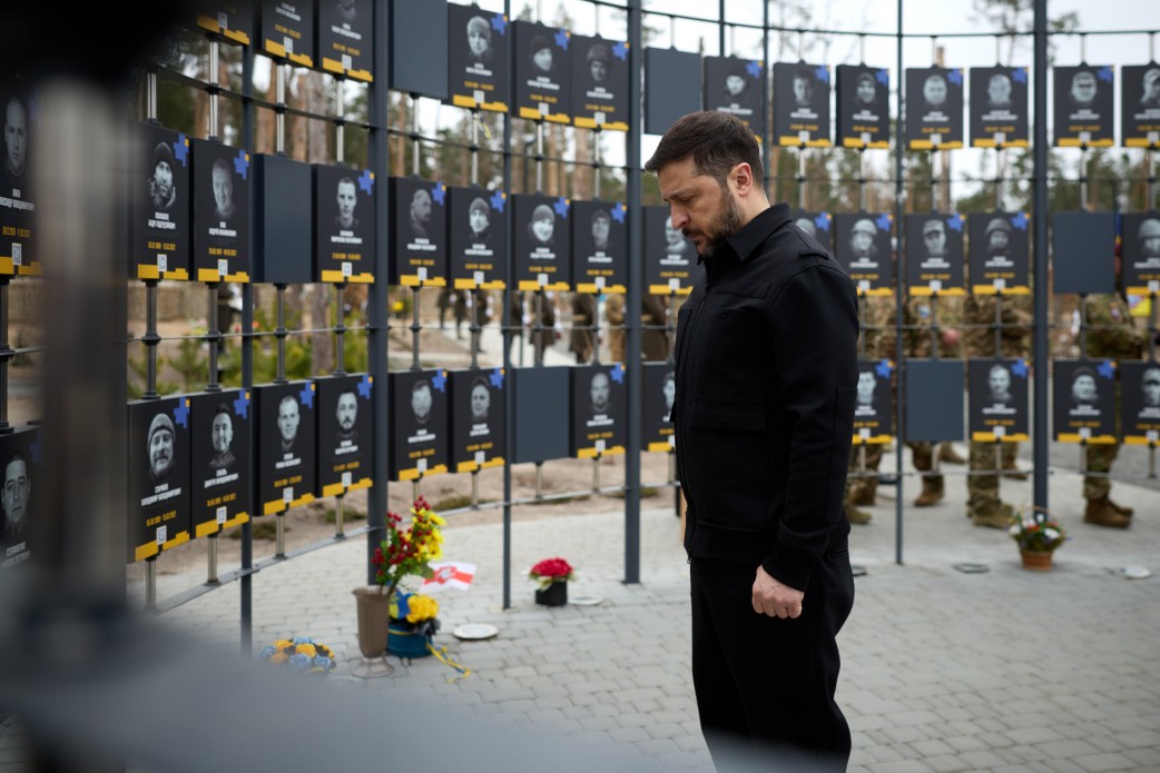 The President Paid Tribute to the Defenders Who Fell in the Battles for Moshchun