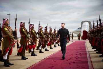 Україна та країни Близького Сходу будують взаємовигідні партнерства на роки – результати візиту Президента до Саудівської Аравії, ОАЕ, Катару та Йорданії