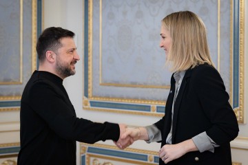 Президент України і міністерка закордонних справ, торгівлі та оборони Ірландії обговорили розблокування переговорного процесу про вступ України до Євросоюзу й підтримку українців