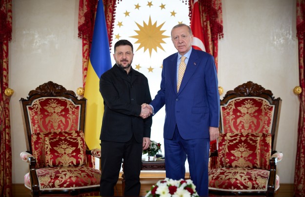 During a Meeting in Istanbul, the Presidents of Ukraine and Türkiye Discussed Strengthening Cooperation in the Areas of Security and Energy