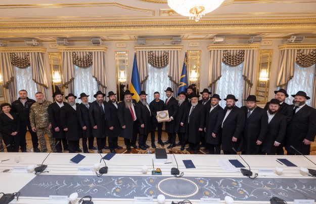 Президент зустрівся з рабинами українських міст і представниками єврейських громад та привітав їх зі святом Песах
