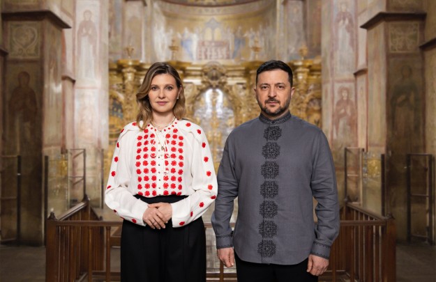 Easter Greeting from the President of Ukraine and the First Lady