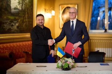 Україна та Норвегія зробили перший крок до Drone Deal: Володимир Зеленський і Йонас Гар Стере підписали Спільну декларацію про поглиблення співпраці у сфері оборони та безпеки