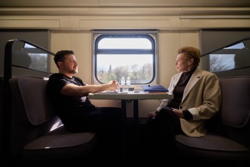 Володимир Зеленський: У Drone Deal входить унікальна система захисту, яка складається, зокрема, з дронів для відбиття масованих атак, систем ППО та РЕБ