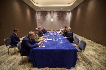 На Кіпрі Президент України зустрівся з Прем’єр-міністеркою Данії