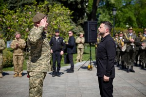 З нагоди Дня піхоти Президент Володимир Зеленський зустрівся з українськими піхотинцями, привітав їх зі святом і відзначив державними нагородами, 6 травня 2026 року.