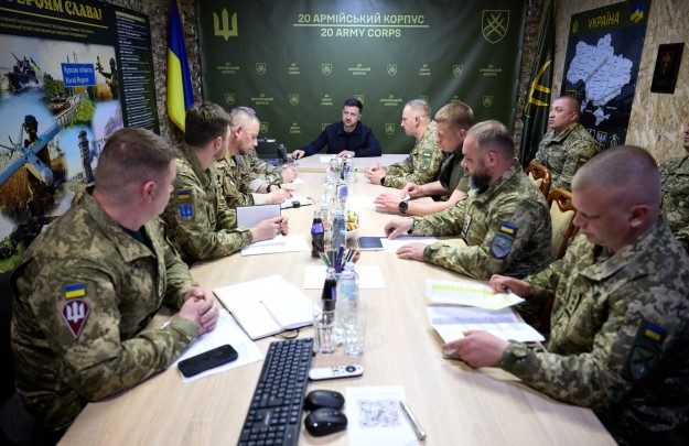 Strengthening Mid-Range Strike Capabilities and Increasing Funding for Combat Battalions: Volodymyr Zelenskyy Met with Warriors of the 20th Army Corps