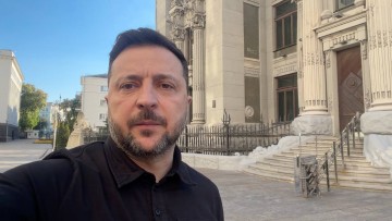 Стараємося зробити все можливе, щоб ми могли в Україні або спільно з партнерами виробляти достатньо антибалістичних ракет – звернення Президента