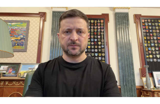 Зараз у них уже значна кількість регіонів у стані банкрутства, і Путін веде до банкрутства Росію – звернення Президента
