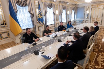 Президент обговорив з американськими конгресменами подальшу підтримку України, насамперед у посиленні ППО
